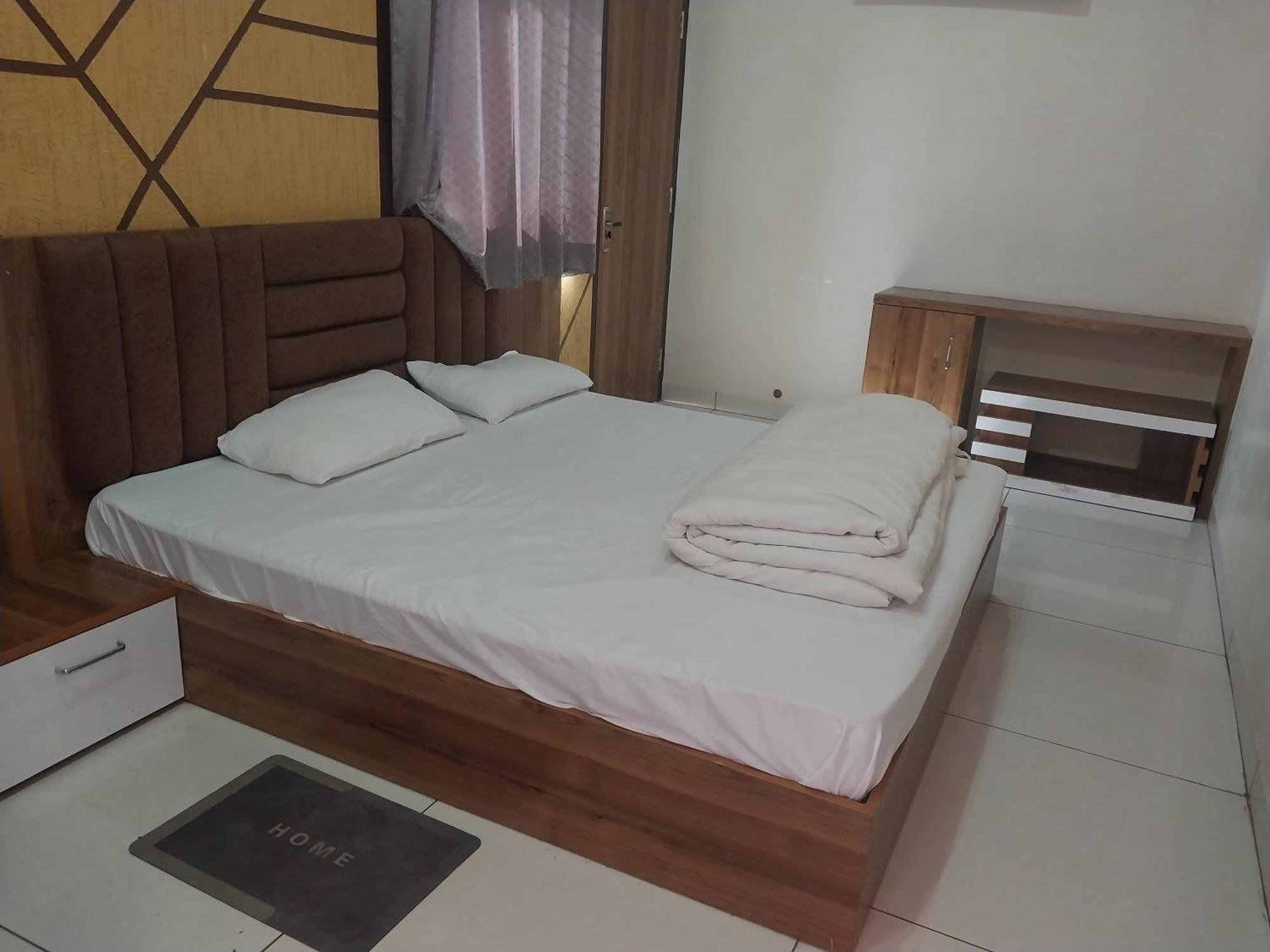 Agm Hotel And Restaurant Chaumu 외부 사진